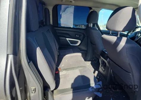 2021 Nissan Titan Sv из США, поврежденный, VIN 1N6AA1ED4MN518766